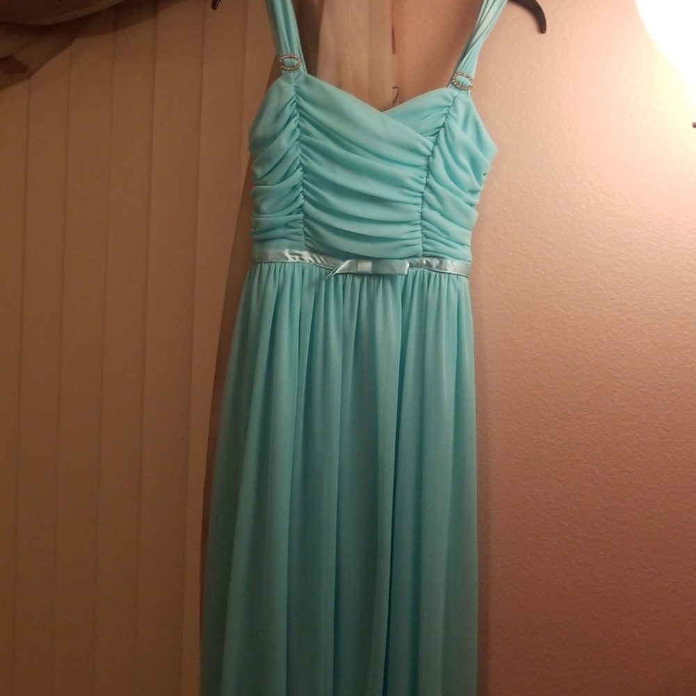 Girls dress
